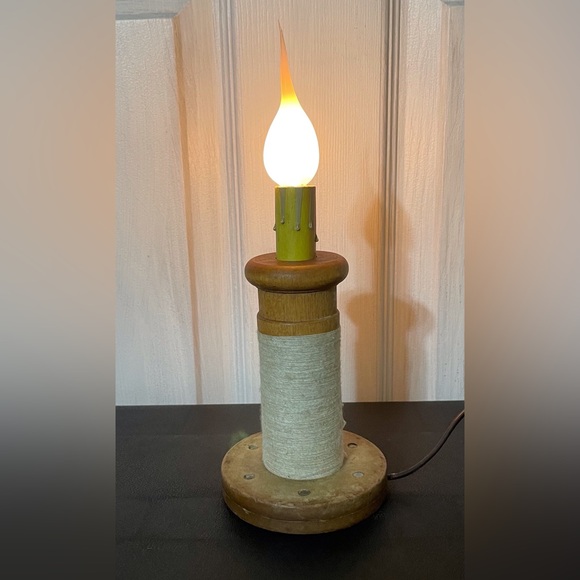 Electric Spool Bobbin Candle Bulb Lamp - Picture 6 of 10